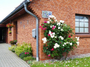 Cozy Apartment located in Rovershagen with Garden